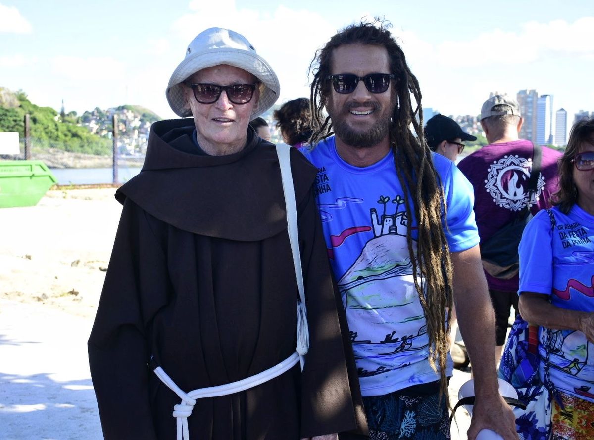 Devotos fazem 'remaria' em homenagem à Nossa Senhora da Penha por Thiago Soares | Divulgação Festa da Penha