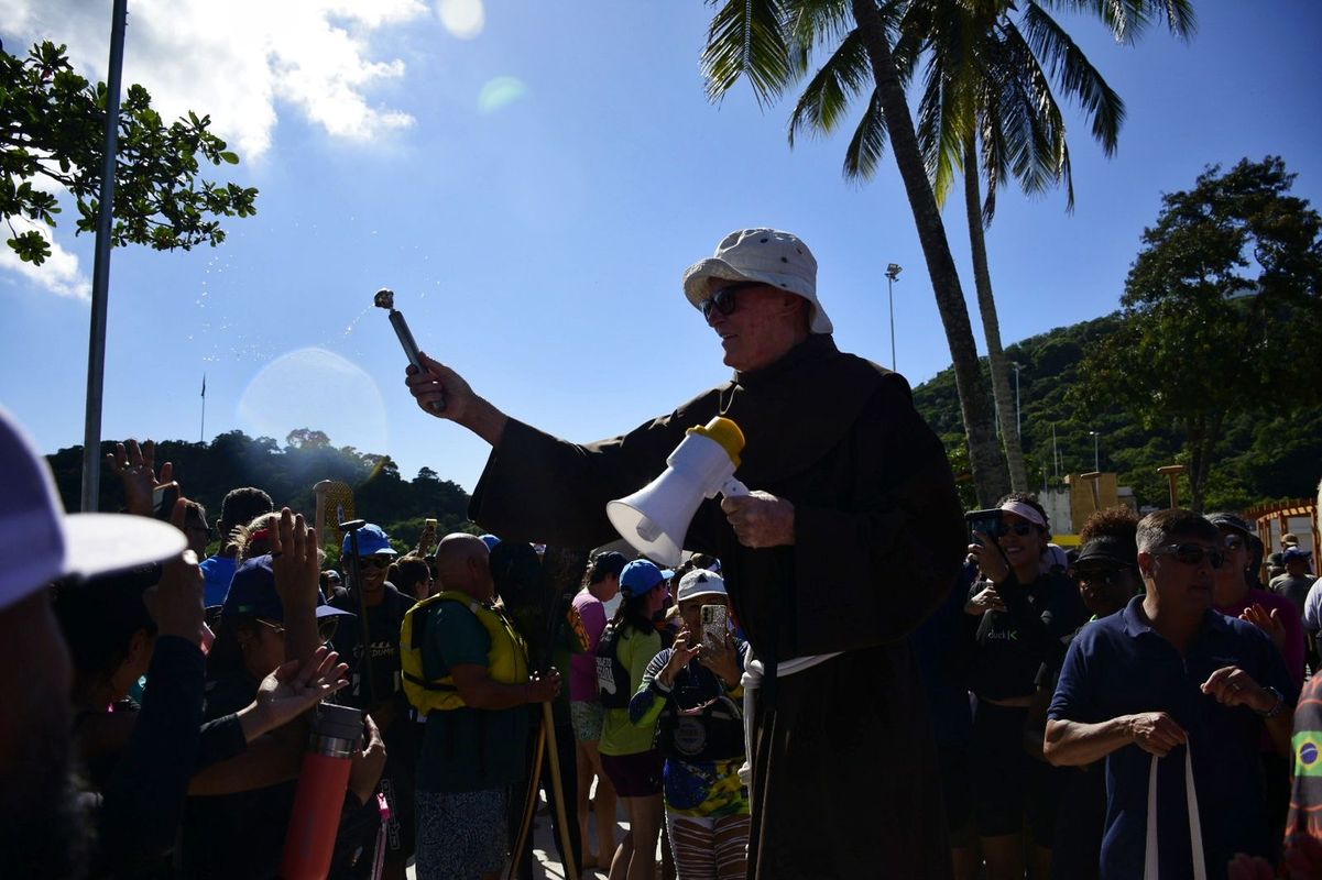 Devotos fazem 'remaria' em homenagem à Nossa Senhora da Penha por Thiago Soares | Divulgação Festa da Penha