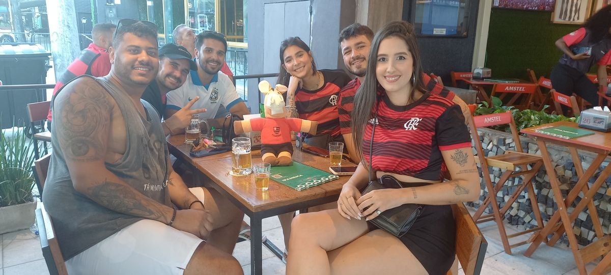 Clube da Gávea conquistou seu  38° título carioca com a vitória sobre o Nova Iguaçu. Torcedores se reuniram no Triângulo para comemorar a vitória rubro-negra