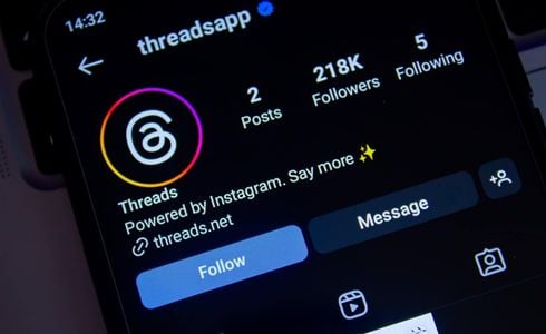 Para buscas no Instagram e Threads associadas à palavra "negra", o alerta dizia: "A venda, compra ou negociação de drogas ilícitas podem prejudicar você e outras pessoas. Além disso, são práticas ilegais na maioria dos países".