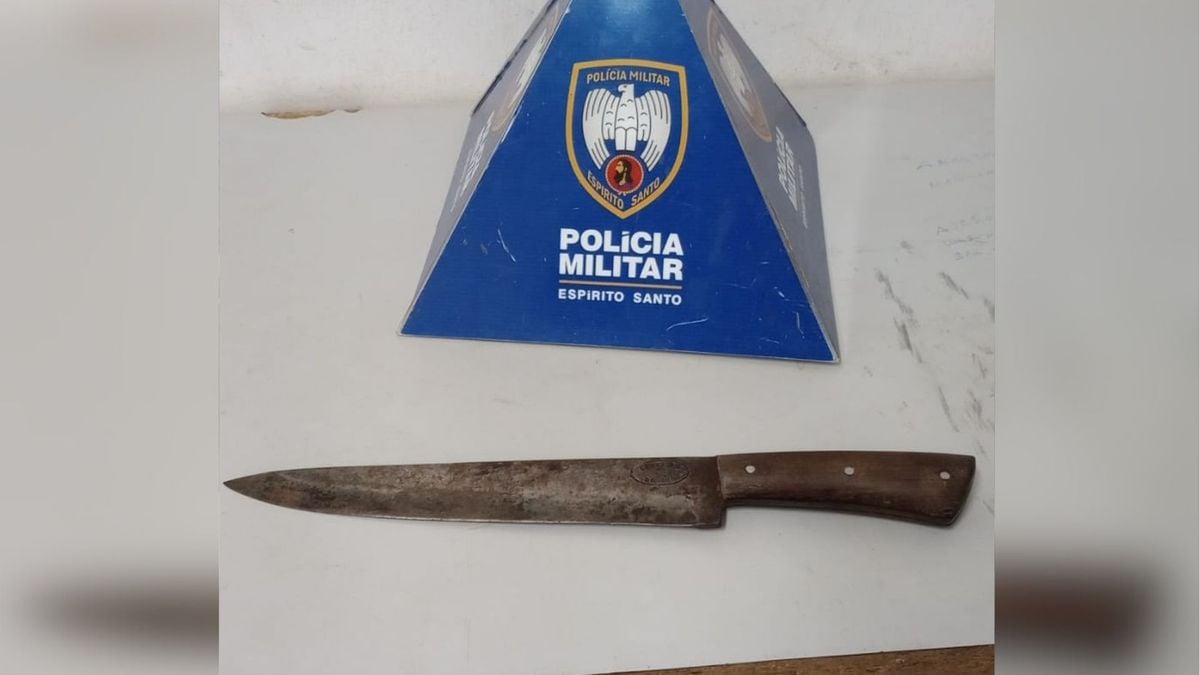 Faca utilizada por suspeito para ameaçar vítima em Baixo guandu