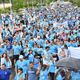 Imagem - Caminhada de conscientização sobre autismo reúne milhares de pessoas  em Camburi