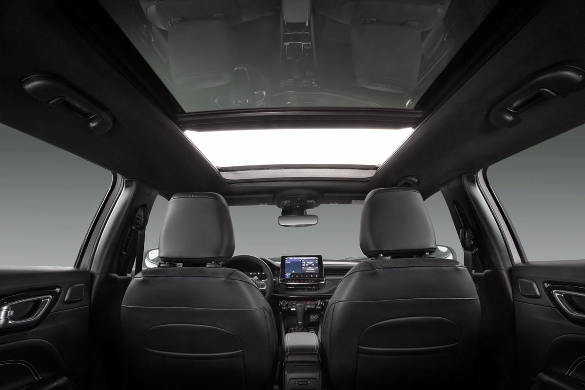 Teto solar panorâmico por Jeep/Divulgação