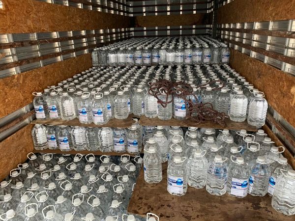 União da Indústria de Cana de Açúcar (Unica) doa 35 mil litros de álcool 70