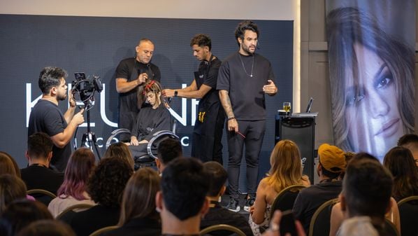 Com quase 20 anos de experiência, hairstylist Du Nunes vai promover uma imersão para profissionais da área em Vila Velha