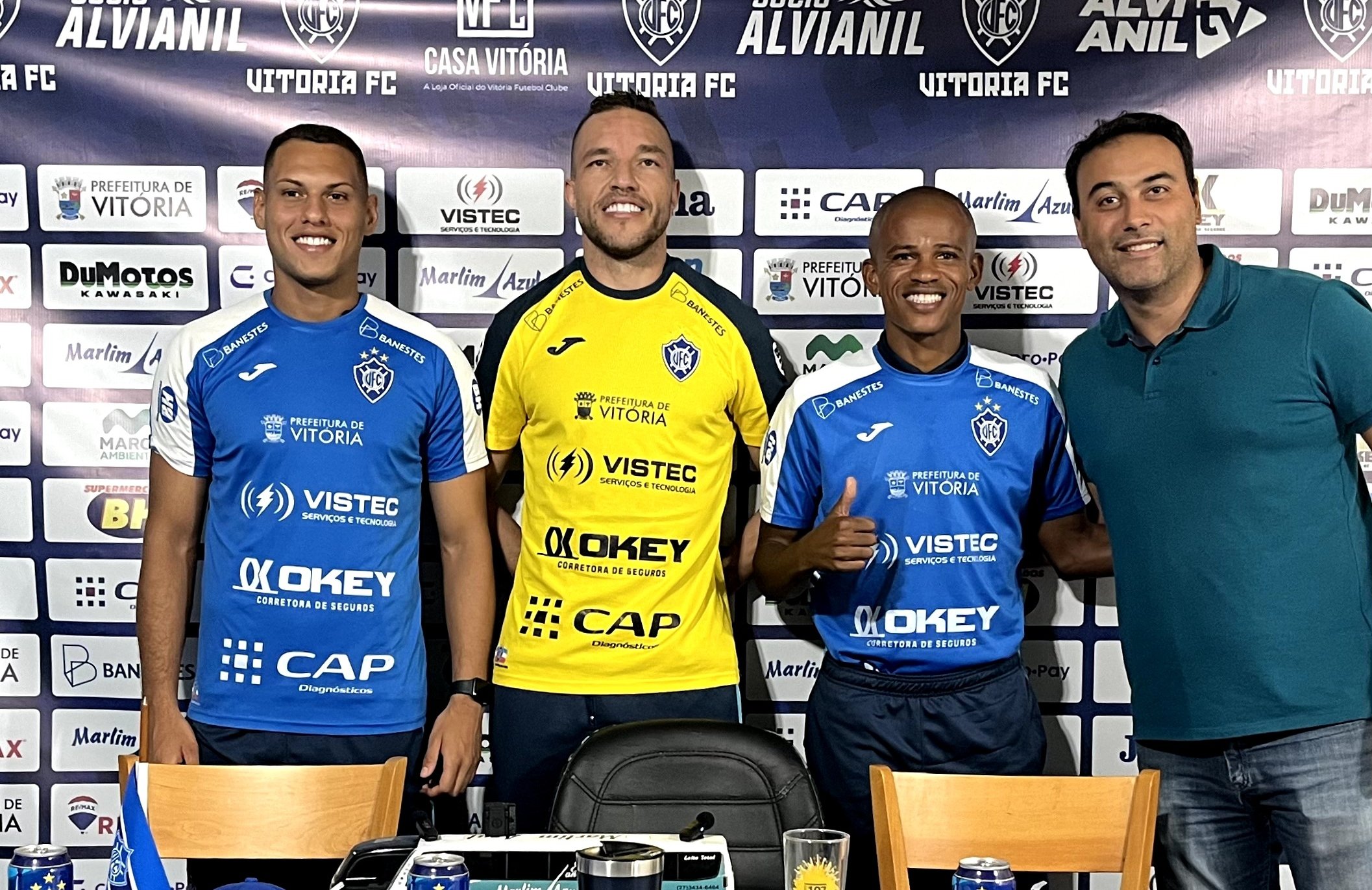 Luís Carlos, Thiago Bettim e Gil Mineiro foram apresentados como jogadores do Alvianil de Bento Ferreira e concederam entrevista coletiva no Salvador Costa