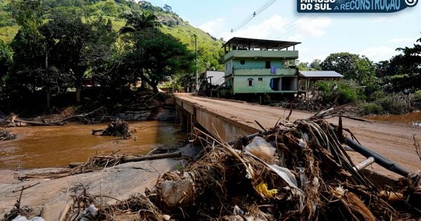 Cidade na Região Sul do Espírito Santo foi devastada por fortes chuvas que deixaram casas e lojas debaixo d'água, em 22 de março deste ano. Estragos ainda são visíveis e recuperação é lenta