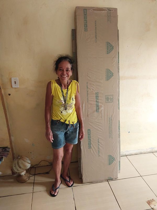 Maria da Conceição Oliveira, de 55 anos, recebeu geladeira, fogão, armário de cozinha, guarda-roupa e cama de doação da ICM