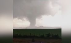 O tornado ocorreu em um sábado (27) de instabilidade atmosférica em uma região rural no Rio Grande do Sul