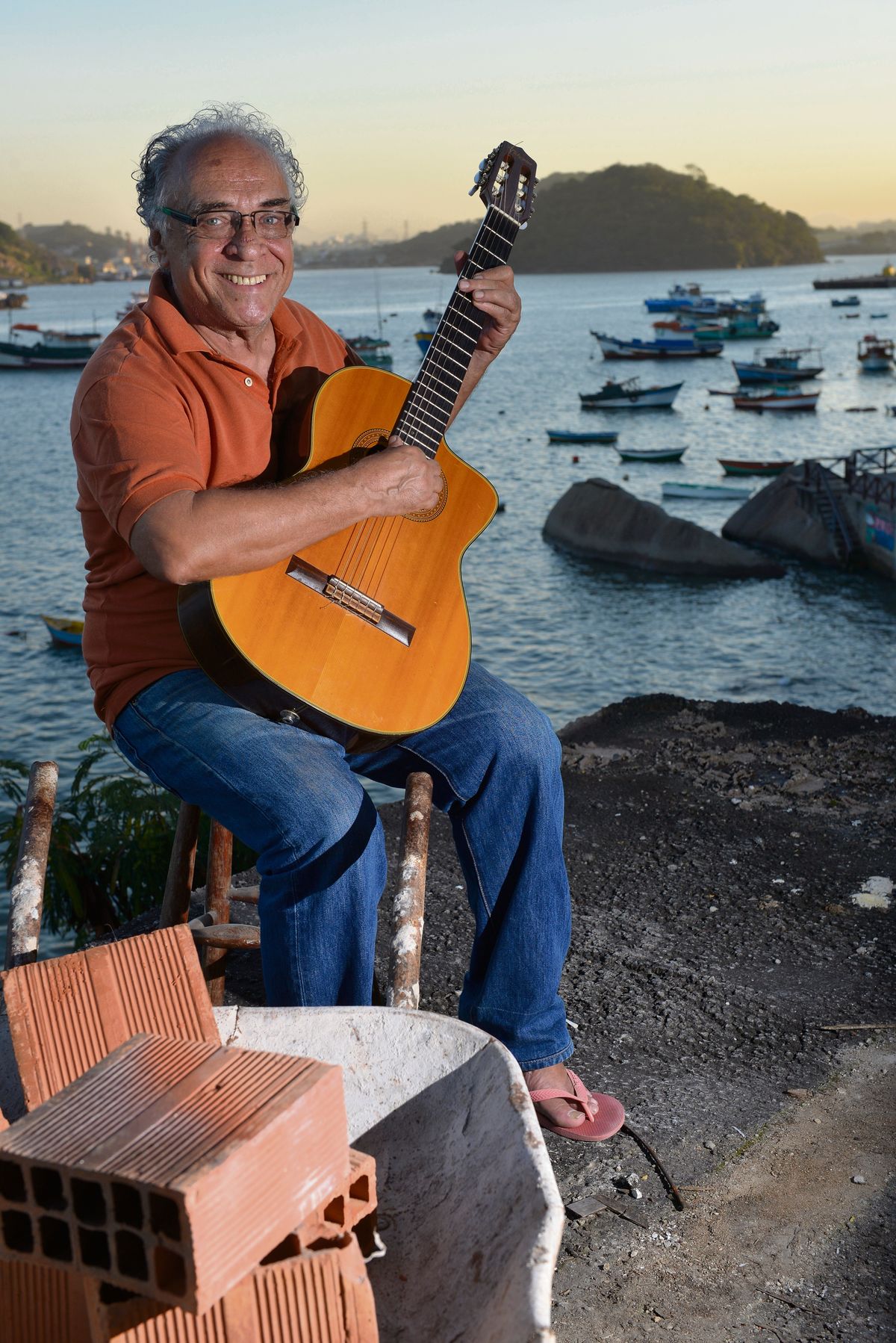 Em 2015, Chico Lessa recebeu apoio financeiro do Bandes para investir em pousada em Jesus de Nazaré por Edson Chagas