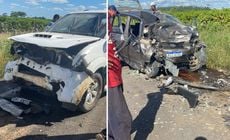 Eles eram passageiros do carro, e uma mulher que estava ao volante foi socorrida em estado grave; a motorista da caminhonete também se feriu na colisão, na tarde de quinta-feira (2)