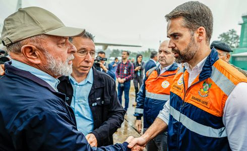 De acordo com o presidente, a preocupação inicial é resgatar quem estiver em perigo após chuvas que atingiram o Rio Grande do Sul