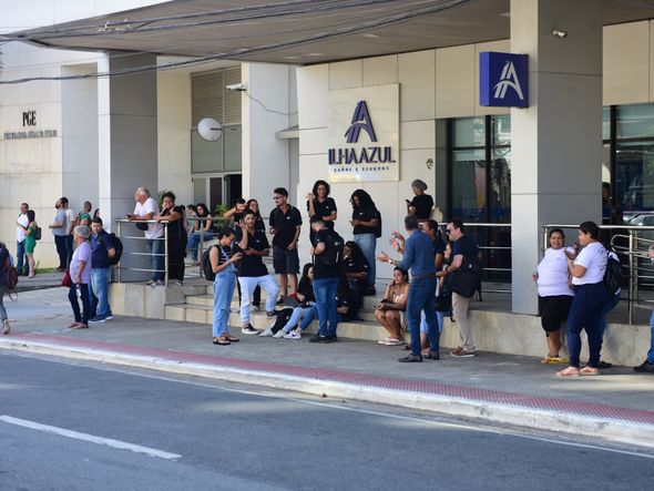 Prédio da Reta da Penha é esvaziado após suspeita de bomba por Ricardo Medeiros