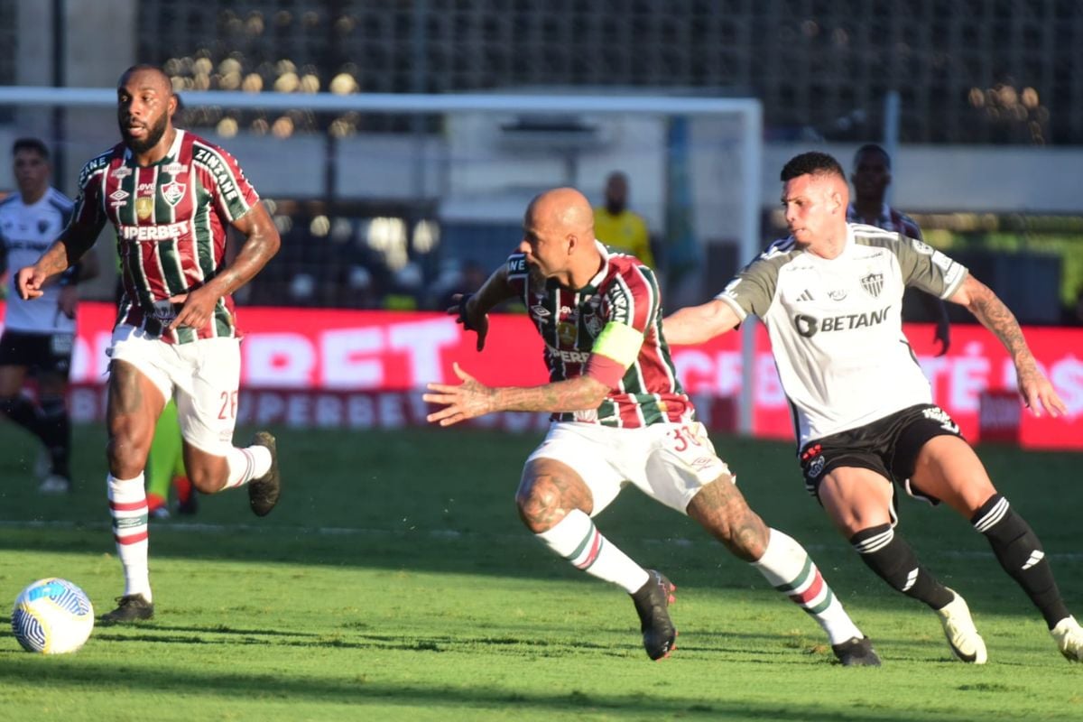 Fluminense e Atlético-MG empatam no Kleber Andrade por Carlos Alberto Silva