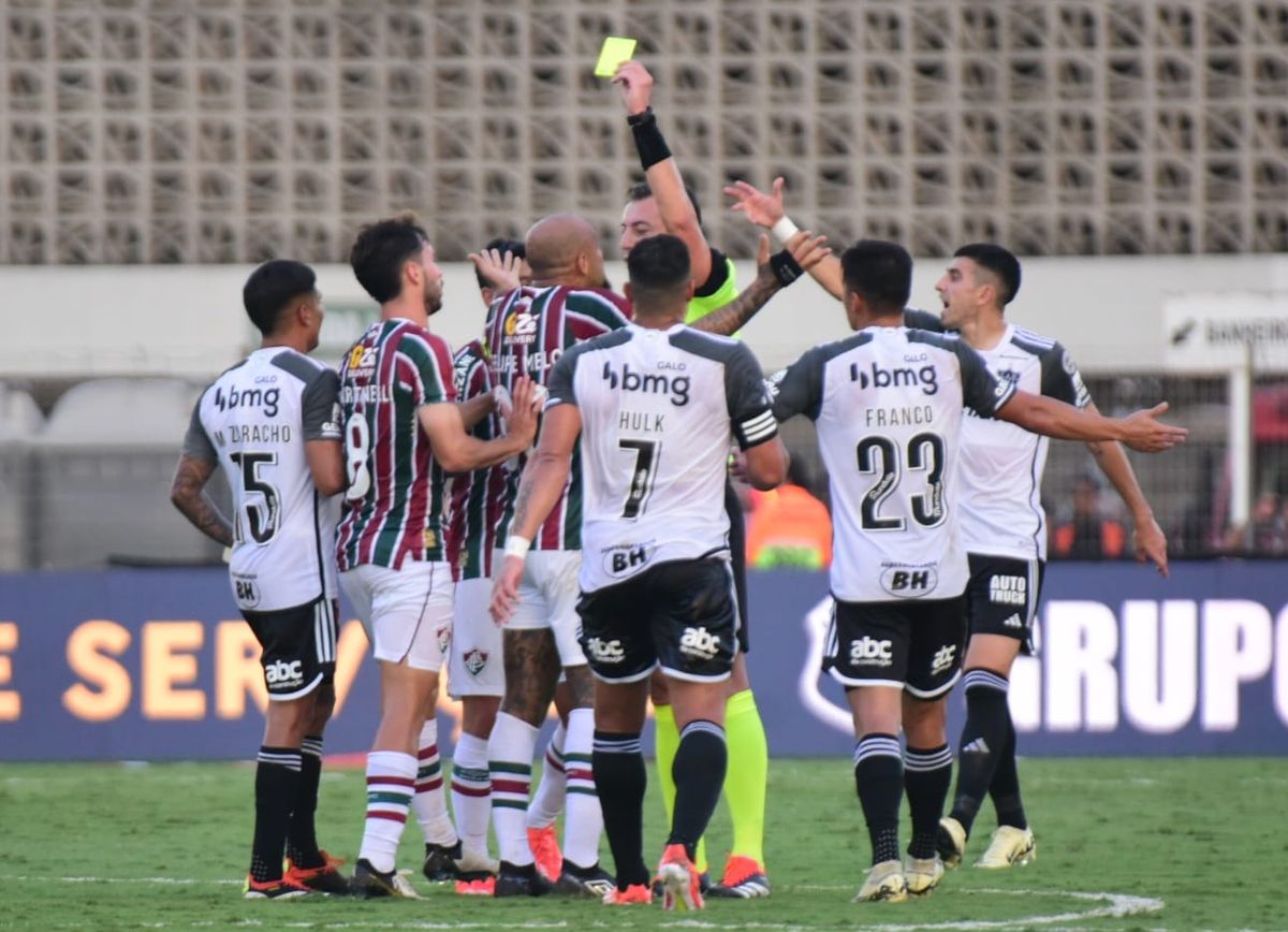 Fluminense e Atlético-MG empatam no Kleber Andrade por Carlos Alberto Silva