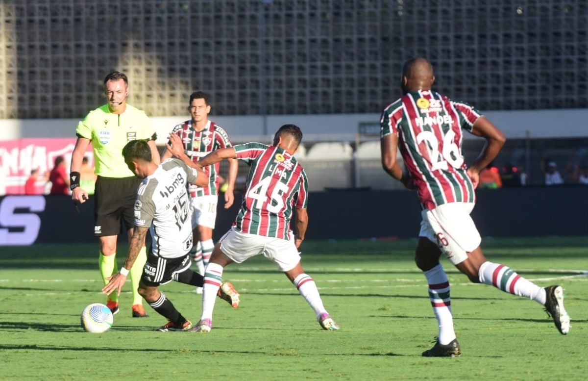 Fluminense e Atlético-MG empatam no Kleber Andrade por Carlos Alberto Silva