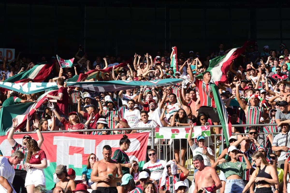 Fluminense e Atlético-MG empatam no Kleber Andrade por Carlos Alberto Silva