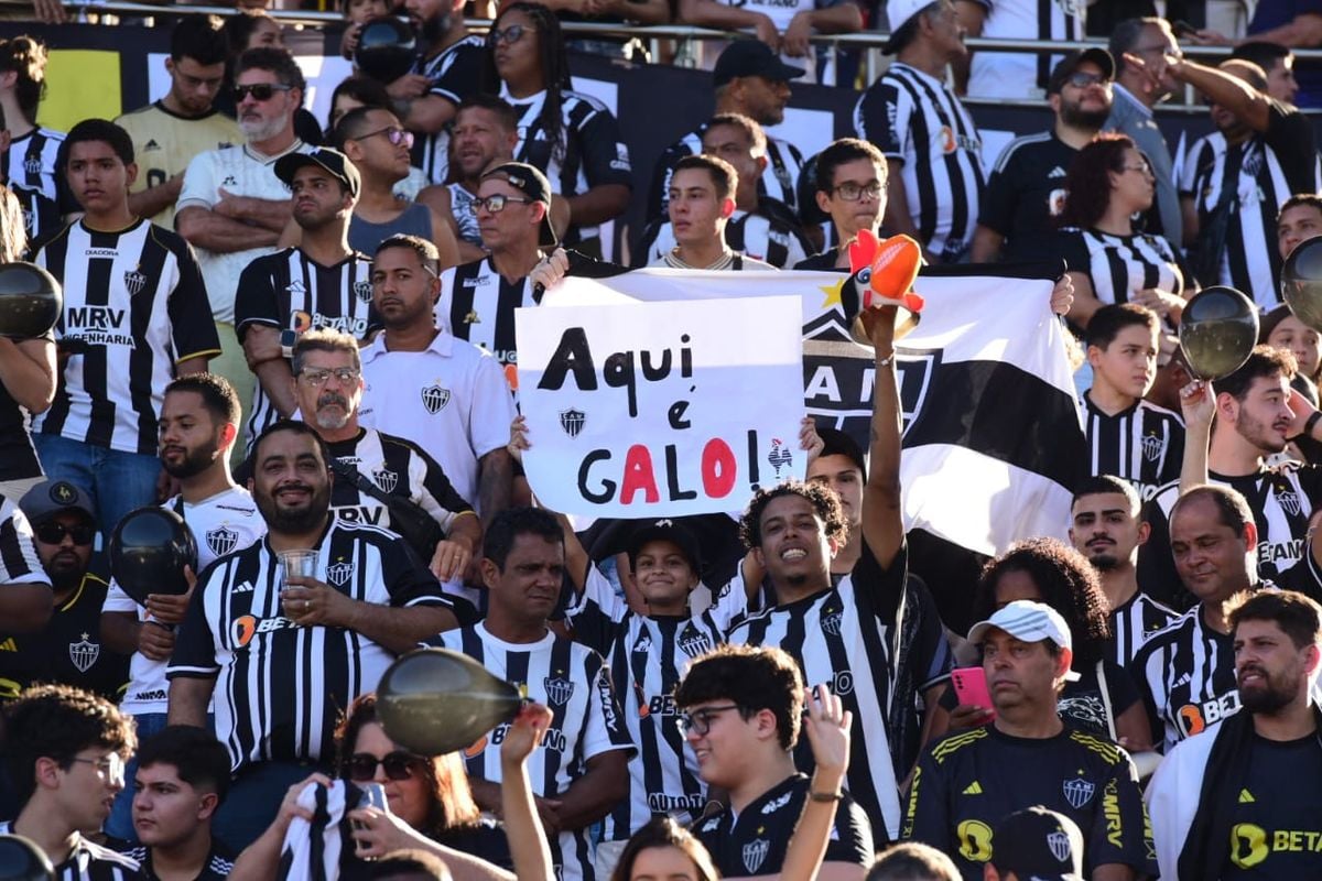 Fluminense e Atlético-MG empatam no Kleber Andrade por Carlos Alberto Silva