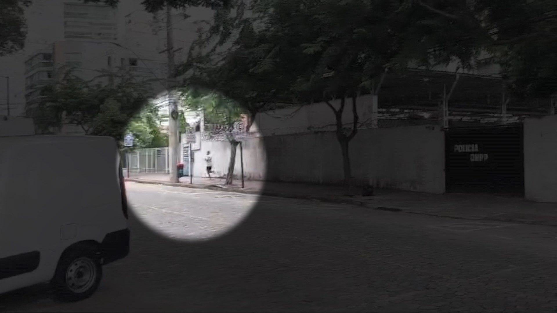 Imagem - Adolescente infrator foge do DML de Vitória durante exame e é recapturado