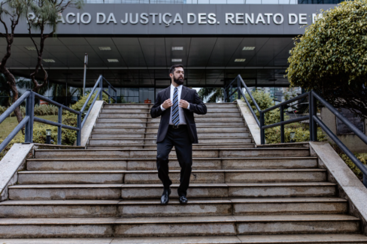 Advogado Luis Hormindo França Costa, de 33 anos, autor do tiro que vitimou o aposentado após discussão por cachorros