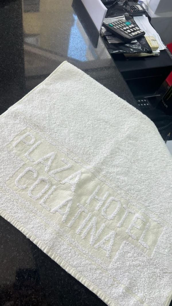 Hóspede de hotel em Colatina leva toalha por engano e devolve 40 anos depois