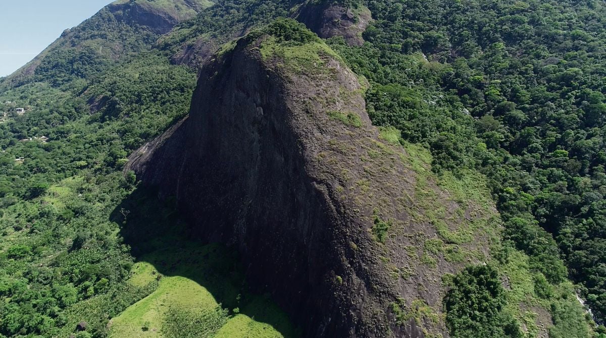 Pedra do elefante em Buenos Aires:  turismo de aventura para quem quer fugir das praias   por Luciney Araújo