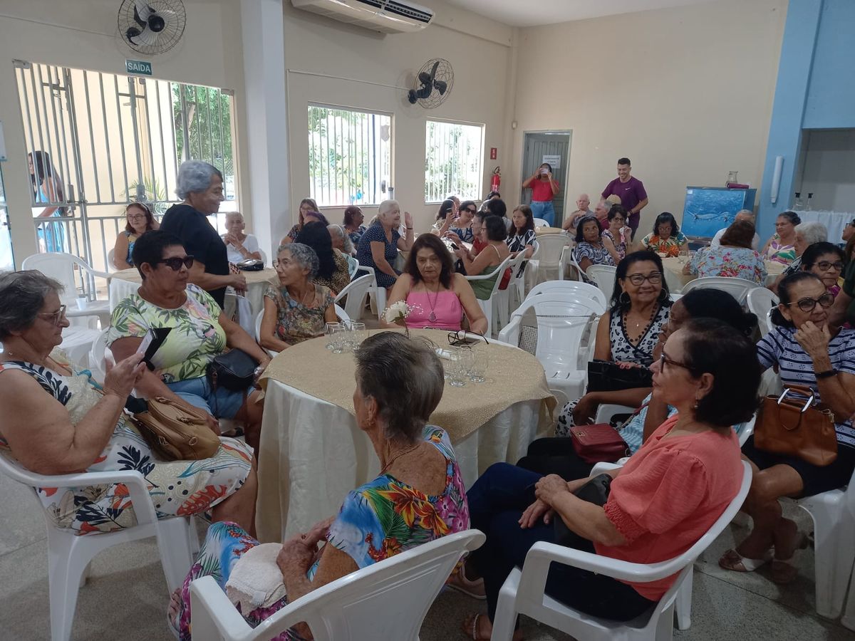 Aos 75 e 79 anos, idosos se casam em Centro de Convivência de Nova Venécia por Divulgação | CCI Moacyr Sélia Filho