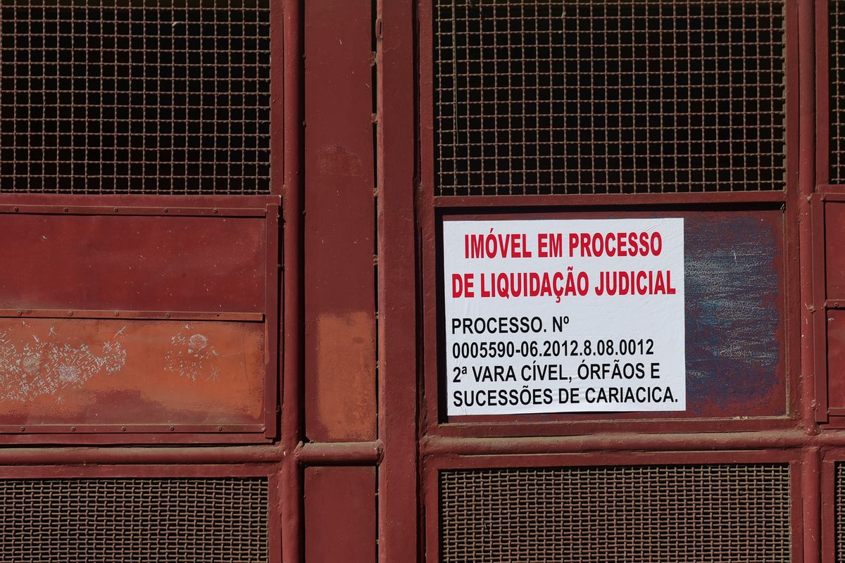 Estádio Engenheiro Alencar de Araripe segue aberto  por Vitor Jubini