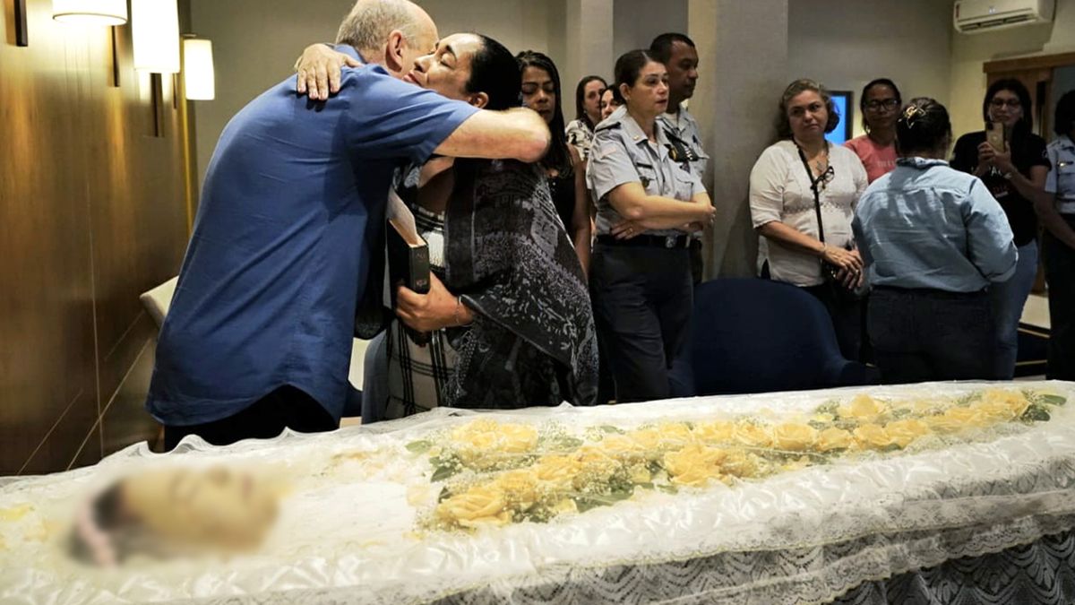 Clarinha: paciente misteriosa que ficou em coma por 24 anos é enterrada no ES por Fernando Madeira