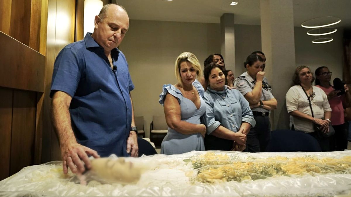 Clarinha: paciente misteriosa que ficou em coma por 24 anos é enterrada no ES por Fernando Madeira