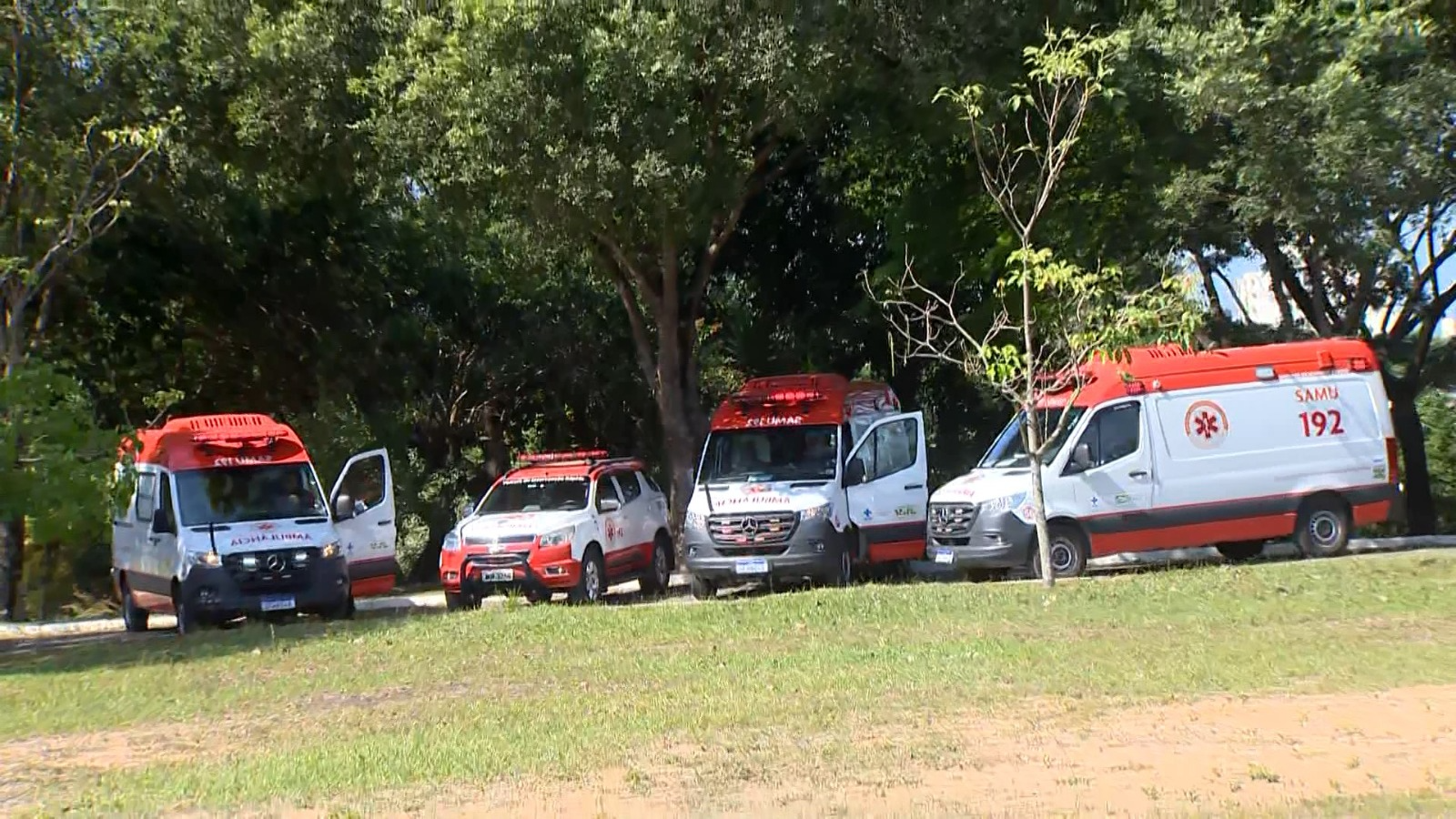 Médico Leandro Médice é enterrado em cemitério na Serra por Ari Mello