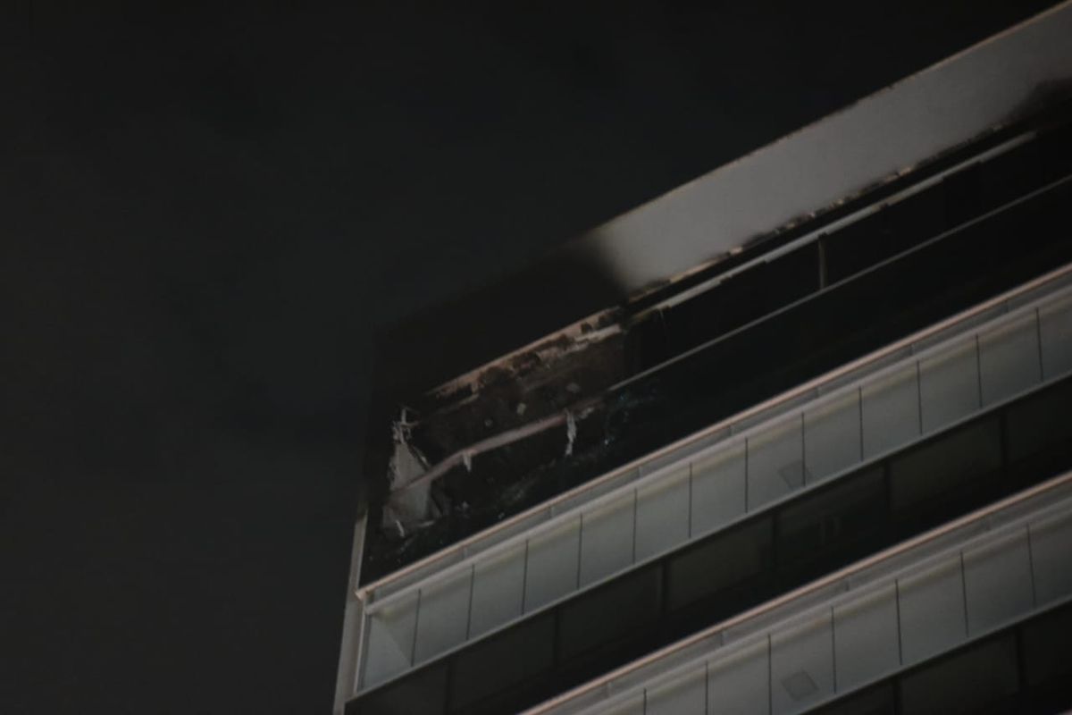 Incêndio atingiu apartamento na Rodovia do Sol em Vila Velha por Vitor Jubini/A Gazeta