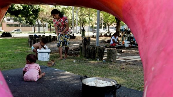 “Os venezuelanos superaram os haitianos em todos os registros. Eles superaram as nossas migrações clássicas, de portugueses e pessoas do norte global. Agora, vemos gente da África, do Sudeste Asiático e da América Latina”, segundo pesquisador da UnB