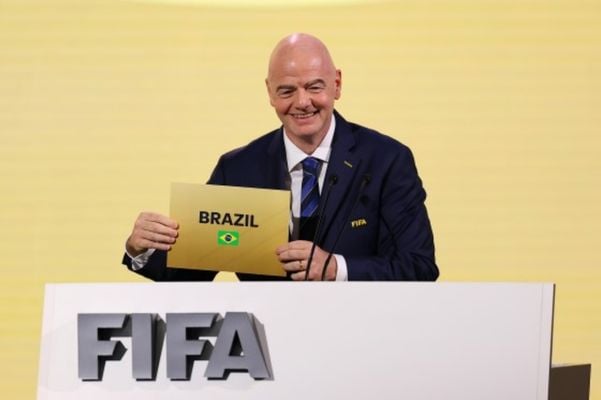 Gianni Infantino anunciou o Brasil como sede da Copa do Mundo Feminina 2027