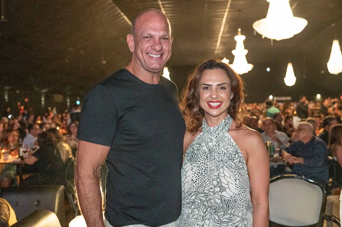 Rivelino Amaral e Karol Kavedo 