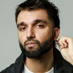 Silva lança novo álbum "Encantado"