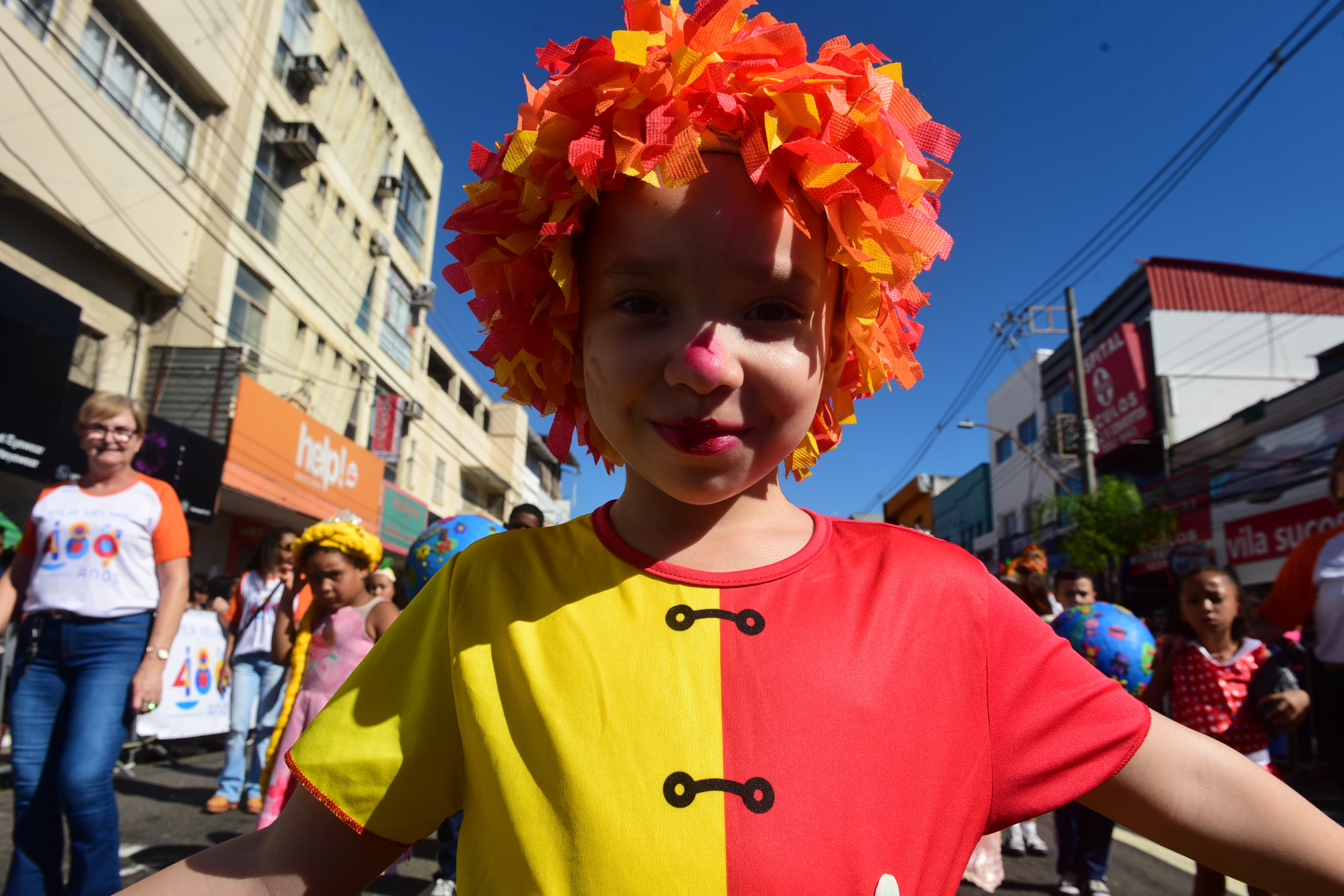 Desfile em Vila Velha nesta quinta-feira (23)