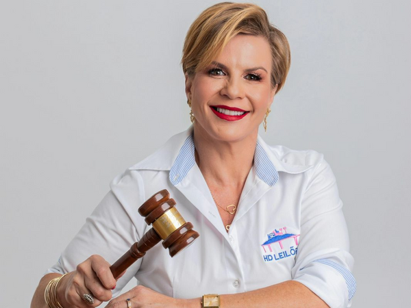 Hidirlene Duszeiko, leiloeira do HD Leilões.