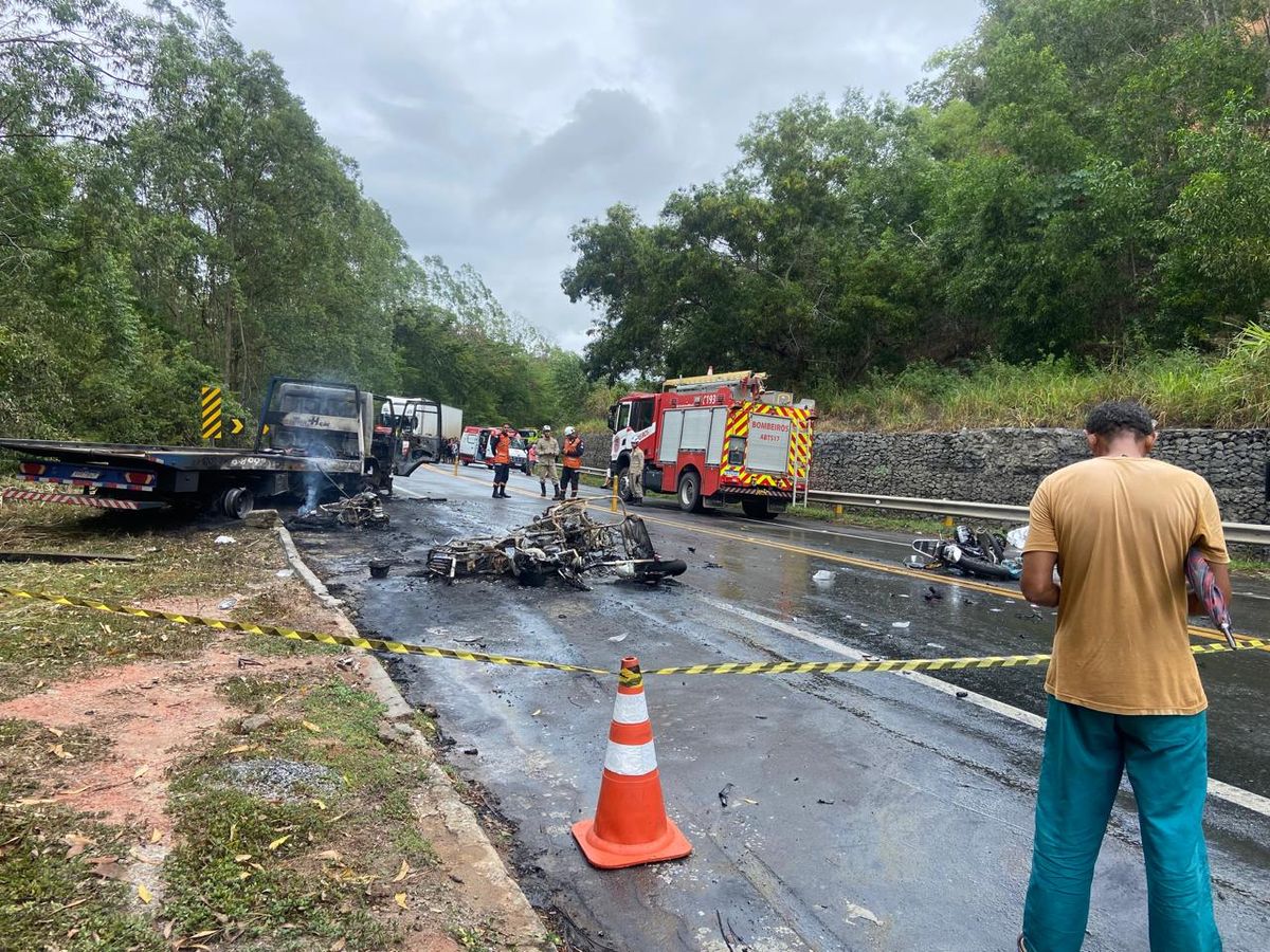 Grave acidente com morte na BR 101, em Aracruz por Reprodução/Redes Sociais