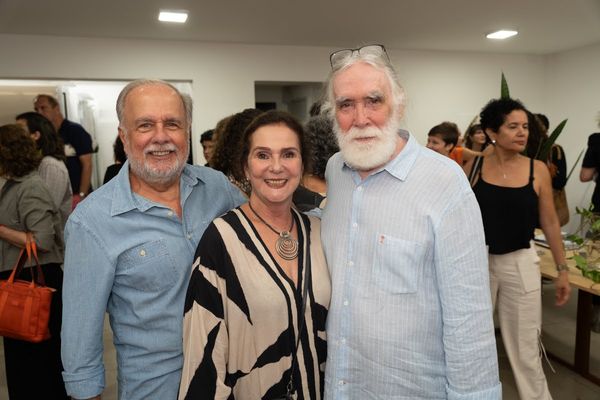 Carlos Larica, Flavia Vivacqua e Alvaro Abreu