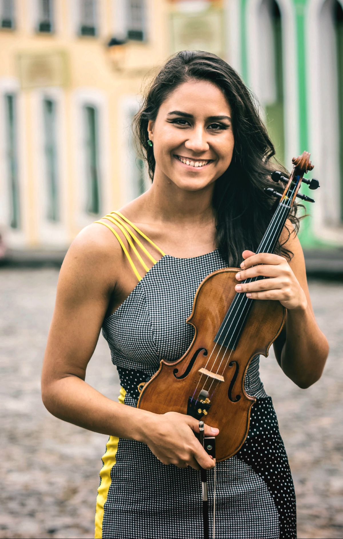 Violinista Priscila Rato da Orquestra Sinfônica Brasileira (OSB)