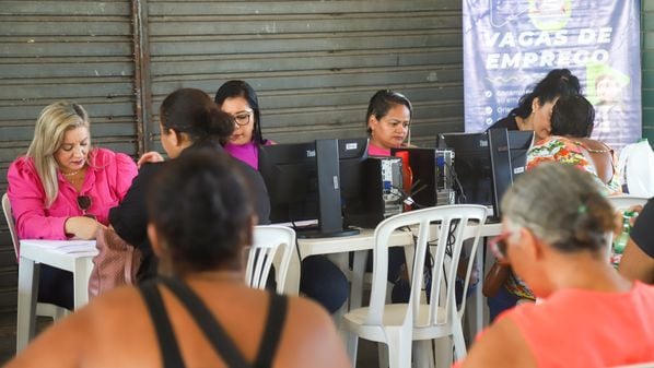 Ação será realizada, das 8h30 às 12 horas, no Terminal de Laranjeiras; postos de trabalho são voltados a profissionais de diferentes perfis e níveis de escolaridade