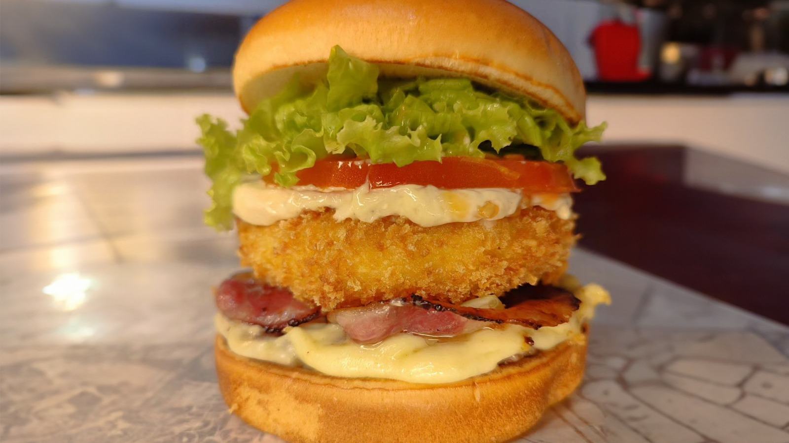 Aproveite um burger de qualidade. Crédito: Super Burger