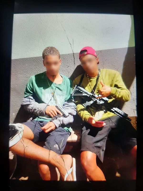 Operação Lei e Ordem: suspeitos de integrar facção em Cariacica ostentavam armas por Divulgação | Polícia Federal