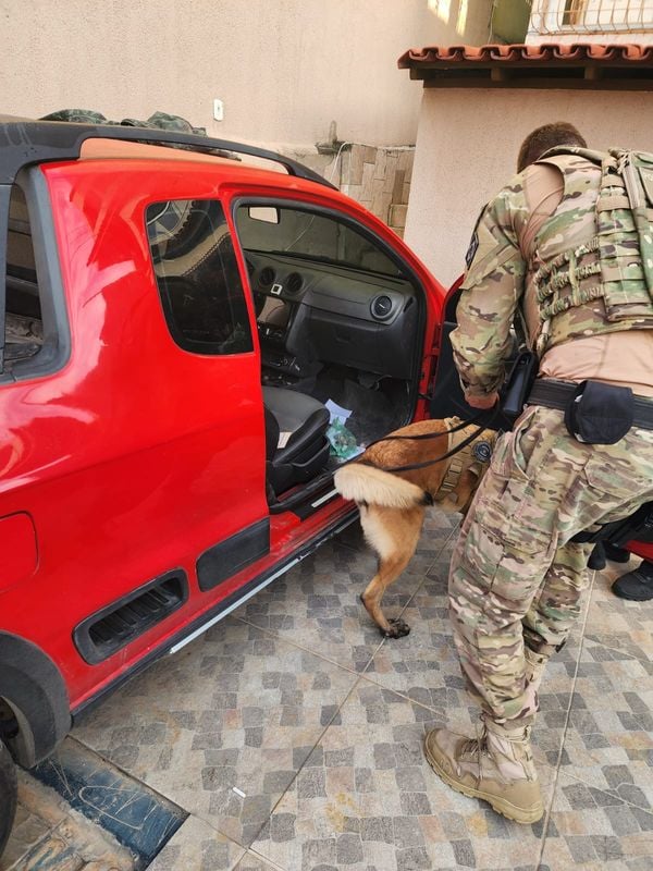 Operação Lei e Ordem: suspeitos de integrar facção em Cariacica ostentavam armas por Divulgação | Polícia Federal