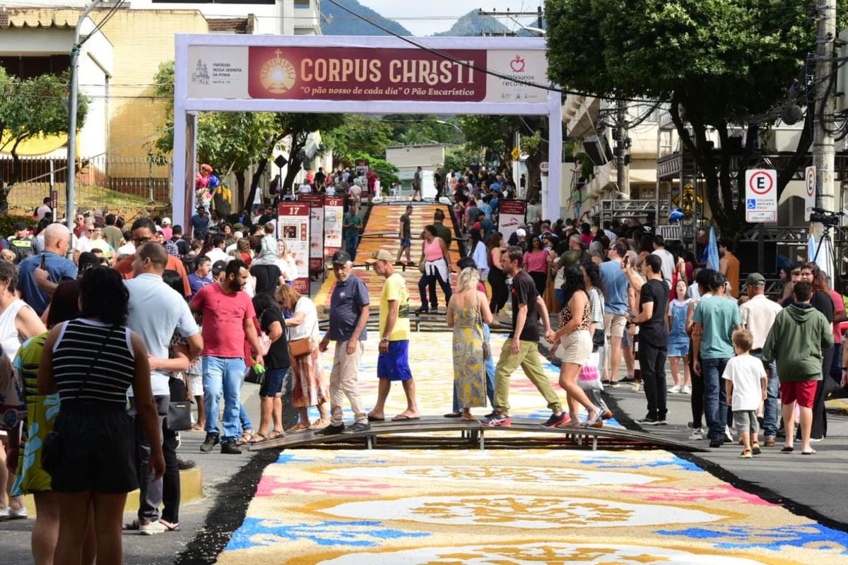 Festa de Corpus Christi, em Castelo, Sul do ES por Carlos Alberto Silva