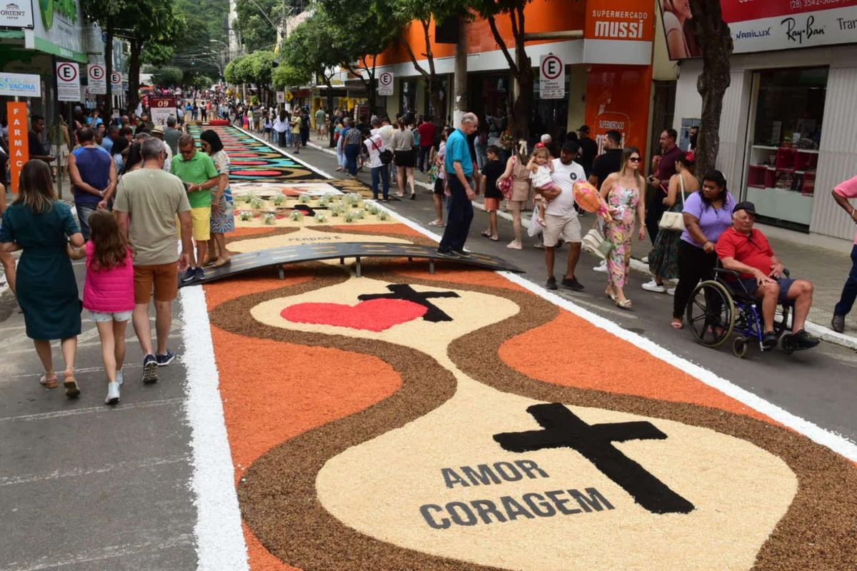 Festa de Corpus Christi, em Castelo, Sul do ES por Carlos Alberto Silva