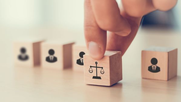 O compliance trabalhista é um investimento na racionalidade empresarial, que protege o caixa e fortalece a sustentabilidade do negócio no longo prazo