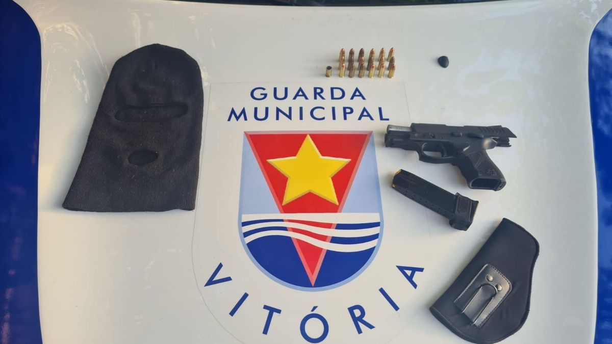 Arma apreendida com motorista no Centro de Vitória