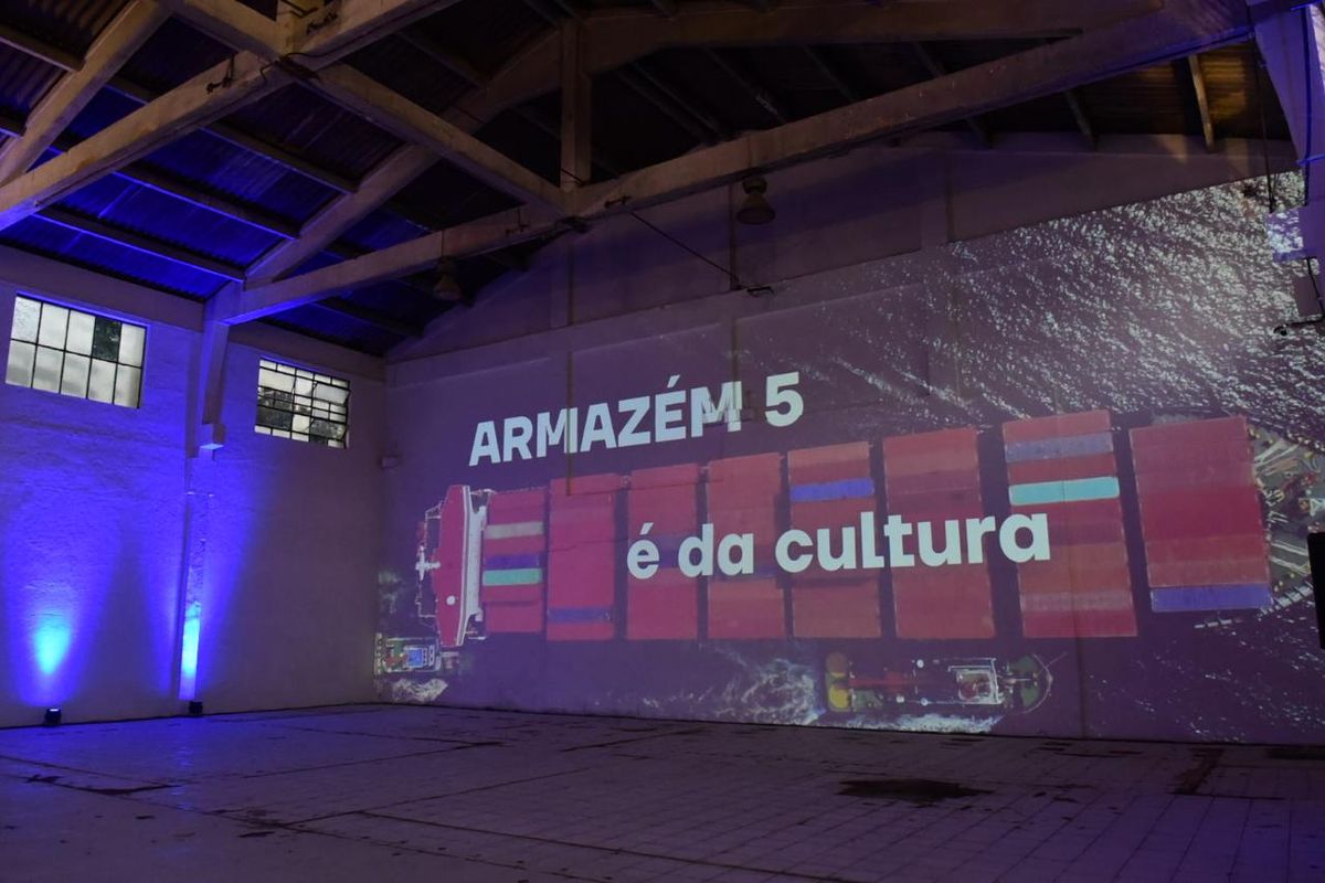 Cerimônia de inauguração da reforma dos armazéns do Porto de Vitória por Carlos Alberto Silva